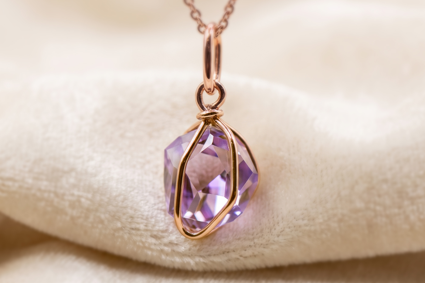 411 Pendant