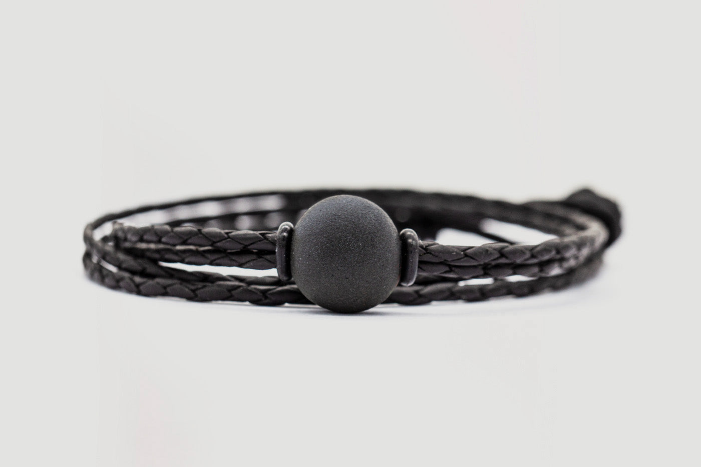 Perle mit Seele - BLACK VULCANO dark leather Perle mit Seele - BLACK VULCANO dark leather